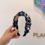 配包装 chanel 香奈儿 新款精美珍珠宽边发箍 复古网红爆款头箍 搭配高端材质 超精致 时尚高级感百搭款