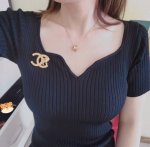 高品质 细节如图 香 立体浮雕狮子胸针 高级手工坊这期真的太绝了这一季度主打系列！超精致又有丝丝的霸气的小狮子复古又经典即便不是狮子座也要收藏，一百年永不过时[