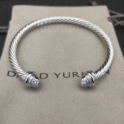 david Yurman 5Mm半满钻白钻手镯。建议适合佩戴的手围15-20Cm 编号Dysz-107