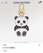 配图片原版包装 louis Vuitton官网M00993 Lv panda 钥匙扣与包饰 lv panda 钥匙扣以玩趣细节拨动心弦 熊猫形象挂饰拥有 Mon