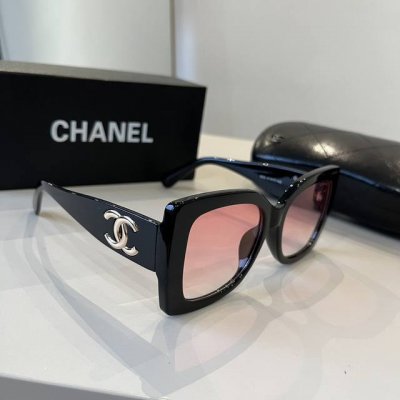 Chanel香奈儿网红爆款太阳镜，遮阳修饰脸型神器贴