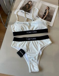 tomford新款比基尼中古套装 吊带背心 三角打底裤分体泳衣 黑色 白色 S M L X L
