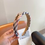 配包装 巴宝莉Burberry 新款发箍 客供面料 细节全部实拍 非常耐看又百搭 适合各种场合搭配