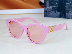 Louis Vuitton Model：Z2422 Size：55口18-140