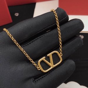编号 Valenti*O最新款V字光面项链 一致Zp黄铜材质
