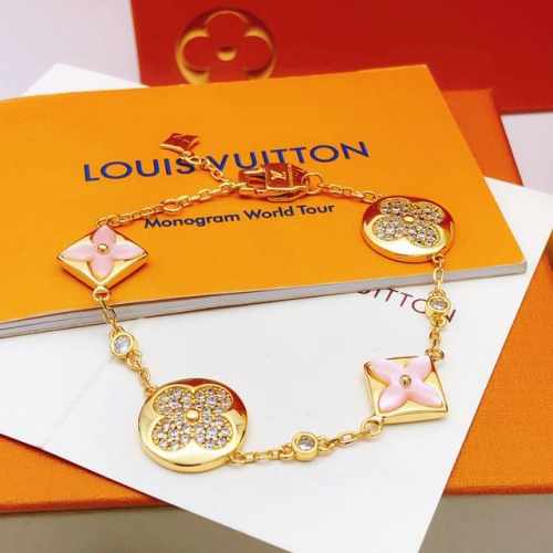 编号Lsl0169 Lv*最新款粉色 粉贝母手链 一致Zp黄铜材质