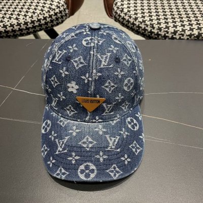 Lv路易威登原单棒球帽 专柜热卖轻盈透气。完美版型，对格精准无误，原厂品质，独家实物拍摄，男女适用