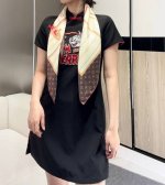 louis Vuitton 90 方巾 面料为最顶级18姆米桑蚕丝 手感柔软丝滑 绝对独一无二双面同色,金字塔尖的数码印花， My Neverfull 桑蚕丝方