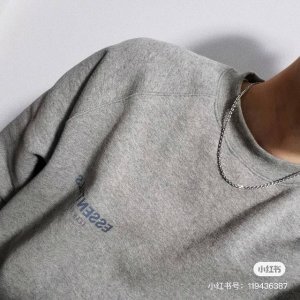 新款 巴黎世家 Balenciaga 复古风 项链 简单大方 大牌金质感饱满 搭配衣服超好看