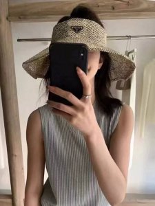 普拉达新款空顶草帽 轻盈百搭 头围57Cm