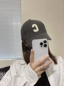 配防尘袋 赛琳Celine新款洗水牛仔棒球帽 最好品质的 休闲大方 简约时尚 大家自己对比哦