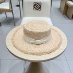 lv路易威登夏日新品帽子拉菲草平顶毛边草帽新款遮阳帽子编织遮阳帽子