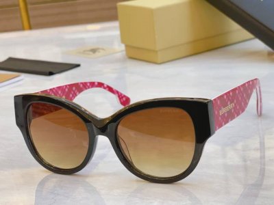 Burberr* 巴宝*莉新款光学架。Model：Be4294，Size：54口19-145