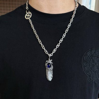 新品上架 Goro’S高桥吾郎蓝宝石羽毛吊坠，高桥经典项链，顶级版本，认准独家拍摄，主攻高端市场 ，快手 Ins 小红书热门款，绝对区别普通版本！图片产品细节与