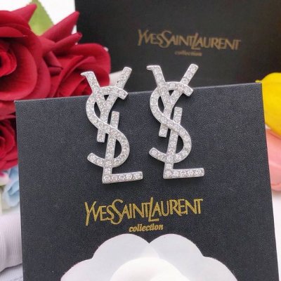编号Yed0055 圣罗兰Ysl最新款镶钻银色耳钉 一致Zp黄铜材质