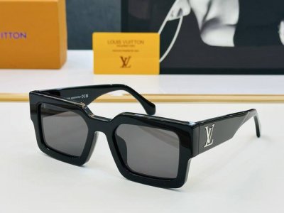 路易家 Z2703W Size：54口21-145 充满活力的 展现独特个性展现大气的你 B高品质
