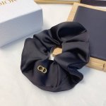 dior迪奥 dior发圈 简约Logo轻奢风皮筋发圈气质百搭小仙女必入单品 宝藏款 闭眼入推荐款 单个