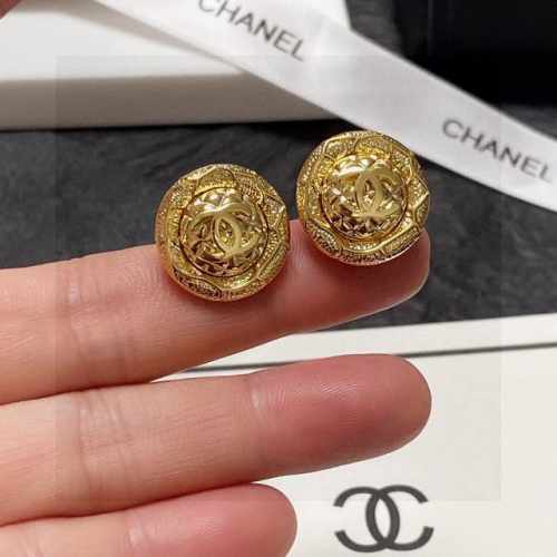 Chanel香奈儿 中古耳钉 新款 小香耳环热销款 市面最高版本！专柜1:1款式开模 专柜原版、香奈儿耳钉女神必备 超级显脸瘦.