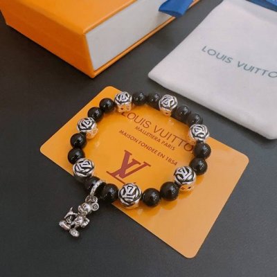 专柜精工版本 Lv路易威登多元素玛瑙泰银风格手链 权志龙明星同款 复古做旧风 原版复刻 纯手工打造 正品开模潮流时尚必备 男女均可佩戴 情侣款同款 摇滚朋克泰银