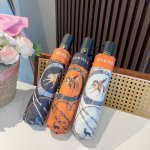 爱马仕 Herm S 新款 极品H家三折自动伞重磅呈现 以其精湛的工艺技术和源源不断的想像力 新涂层技术伞布 带来令人惊喜的遮光效果 让防晒及隔热性能更优保障