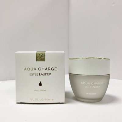 专 雅诗兰黛自润肌面霜50G！雅诗兰黛年秋季全新护肤系列Aqua Charge能够很好地提高肌肤保湿度、增强自我补水能力防止肌肤粗糙的同时锁住肌肤水分 雅诗兰黛