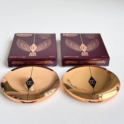 高端品质 认准质量Ct定妆粉饼8G！色号：1#Fair，2#Medium。