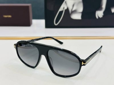 p120 Tom For* 汤姆家 Ft1178 Size：58口16-145 板材太阳镜 C酷帅眼镜男女同款 经典大气