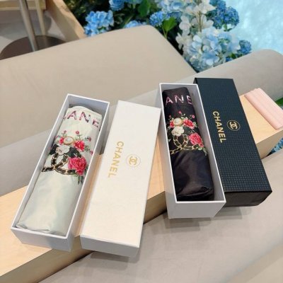 Chanel 香奈儿 五折手动折叠晴雨伞 选用台湾进口Uv防紫外线伞布 原单代工级品质 2色