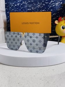 Lv路易威登 新品 满印字母一片式墨镜女防晒2025年新款太阳镜男女防紫外线高级感Ins