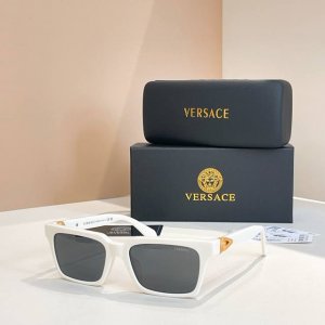 versac*Model：4490Size：54口19-140