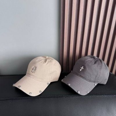跑量60 克罗棒球服杀疯了！暗黑Y2K混搭公式拿捏小众天花板 谁说运动风不能高级？克罗带着它的 暗黑棒球帽 直接炸街！ 今年秋冬穿搭密码被它狠狠拿捏 复古棒球帽