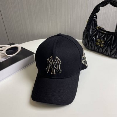 韩国正品Mlb棒球帽Ny最新最火的帽子就在这最新款棒球帽刺绣男女情侣款鸭舌帽最新款 正品 正品 绝对的正品牛货 经典La小字母 爆炸款全线出货 非常百搭 正品M