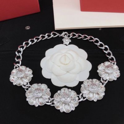 p140编号Fsxl0001 【范思哲*最新款花朵项链】一致Zp黄铜材质