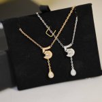香奈儿 Chaneln 5号项链 V金材质 高版本 电镀18K白金 原版Logo