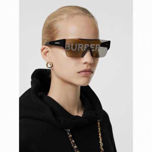 Burberry巴宝莉 明星同款字母印花太阳镜 一片式墨镜男女同款太阳眼镜
