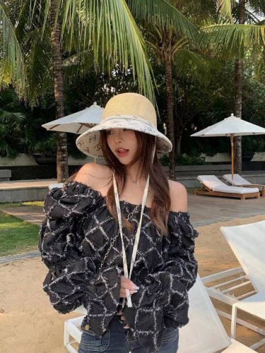 Chanel香奈儿草帽，高级定制，头围57Cm。