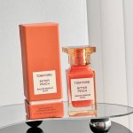 专柜品质 款1Tf 苦桃香水50Ml Bitter Peach这款香水真的很适合亚洲人，闻起来非常可口，前调是多汁的桃子和捏爆的橘子！中调是温柔低调的花果香，后