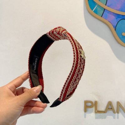 配包装 Chanel 香奈儿 最新款小香发箍，复古头箍，网红爆款推荐 超精致，时尚百搭！