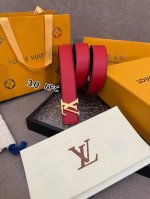 特 Lv女款腰带 全套包装 本款 3.0Cm Lv Initiales 双面腰带以经典之姿成就两式风尚 Monogram 帆布传递闲适惬意 粒面牛皮革流露雅致格