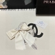 特 P60 配专柜包装 Prada 普拉达 最新蝴蝶结中古五金发夹# 信我！人手必备的单品 这件必须买 洋气神仙颜值 小仙女要收了它，谁戴谁好看～