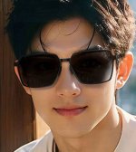 Gucci 2025新款男女情侣款太阳镜多边形墨镜Ip电镀永不褪色 超轻超有弹性整幅眼镜无螺丝重要的是压不坏 高清尼龙镜片 精湛的工艺 原版材料 休闲大气不挑人