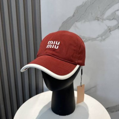 配防尘袋. Miumiu缪缪 新款订单款刺绣棒球帽大牌款超好搭配 赶紧入手
