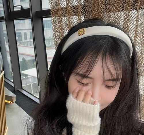 配包装 loewe 罗意威 火爆新款海绵发箍特供面料头箍 尖端网红最新款来袭 清新淑女范让时尚更简单