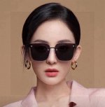 Tr偏光系列 Dior 经典的方框设计 不挑脸型 无论搭配大衣还是连衣裙都非常显气质尼龙偏光镜片预防紫外线 型号 Cd1150