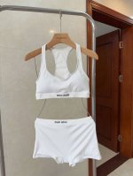 Miumiu泳衣，时尚潮人必备！实物超级好看！海边度假拍照超级好！Sml