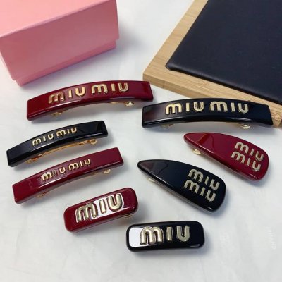 miu Miu缪缪 miumiu发夹 新款Miu大号 弹簧夹边夹刘海夹日常精致小单品 气质百搭小仙女必入单品 宝藏款 闭眼入推荐款 单个