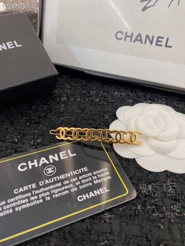 编码H336 ＣＨＡＮＥＬ发夹 经典热销款 超火爆的一款发夹 金属质感超佳同步专柜韩范味道十足各路网红明星同款不想披头散发又想美美的那就别说了必须买买买小仙女必