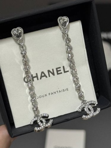 ch*Nel 最新款白金流苏耳环 一致Zp黄铜材质