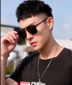 P120 Gucc* 2025 新款男女情侣款太阳Ip电镀永不褪色 卖点：超轻超有弹性整幅眼镜无螺丝重要的是压不坏、镜片：高清尼龙偏光镜片 型号：G3882