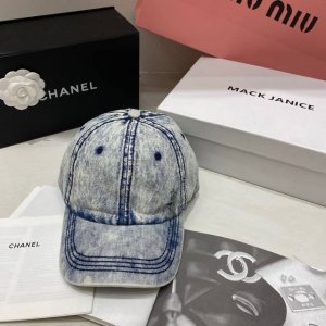 跑量 Ysl～水洗做旧牛仔布棒球帽 新推出洗水牛仔系列，休闲百搭 衣橱搭配神器